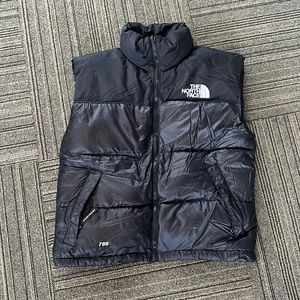 He north face puff vest